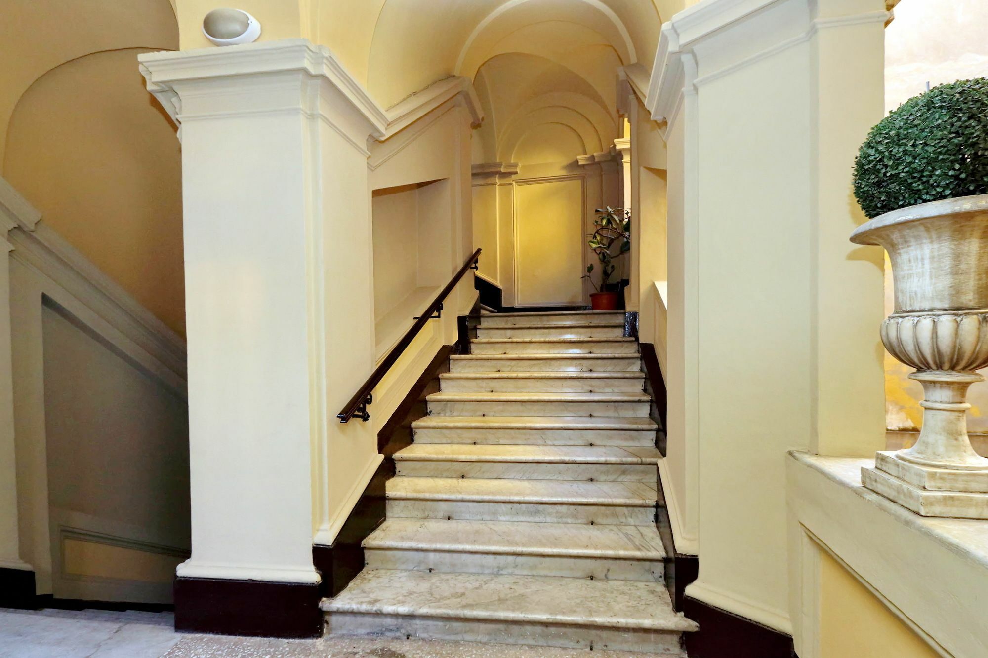 Triton Place Rome Extérieur photo