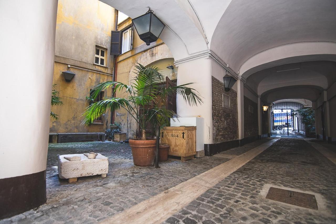 Triton Place Rome Extérieur photo