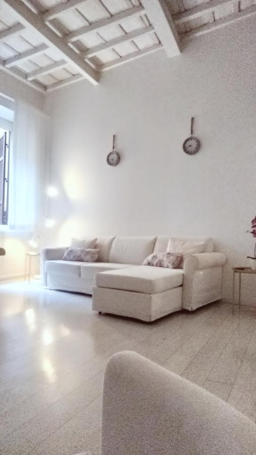 Triton Place Rome Extérieur photo